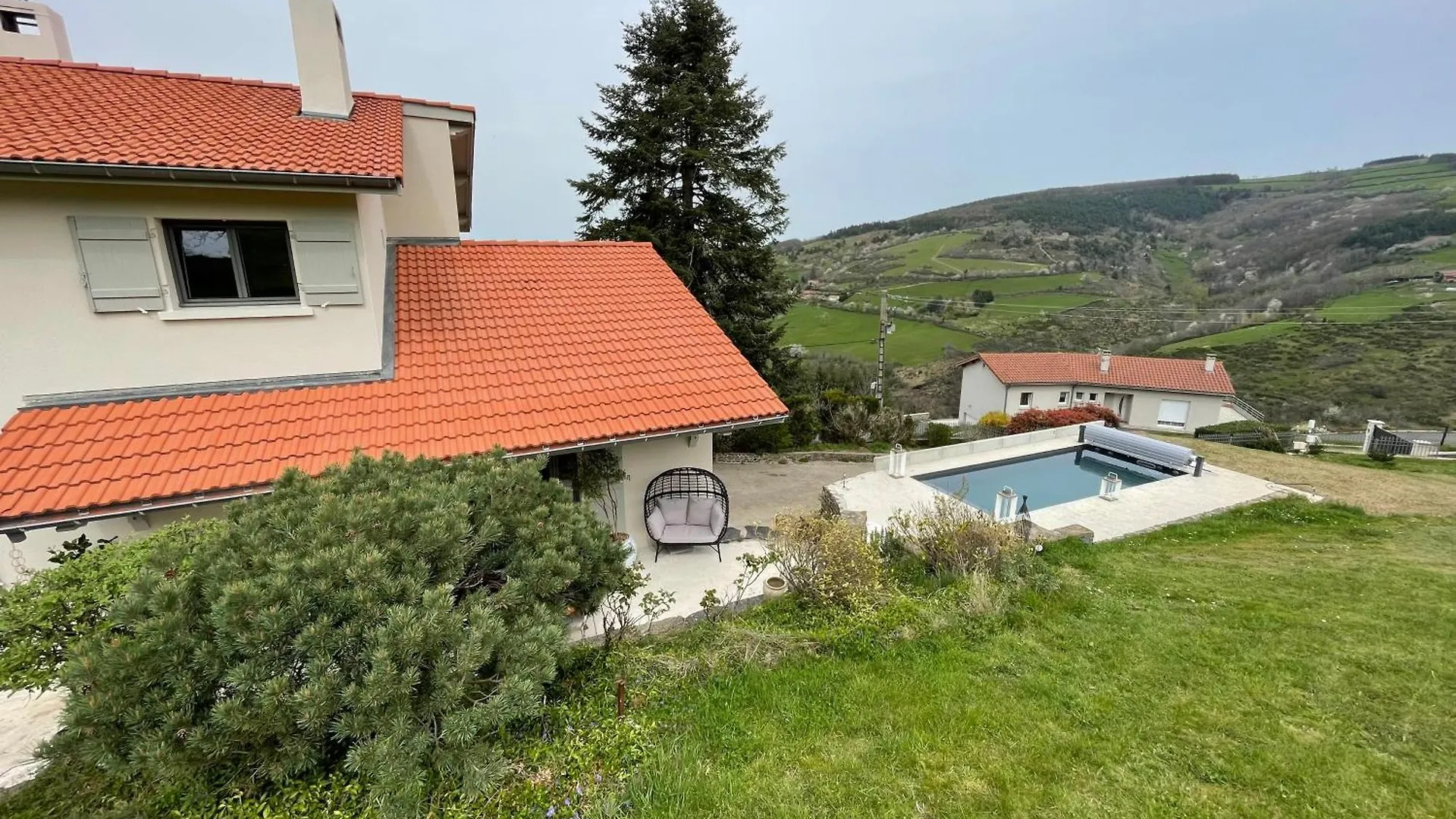 Homestay Les Terrasses Du Pilat Apartment La Valla-en-Gier